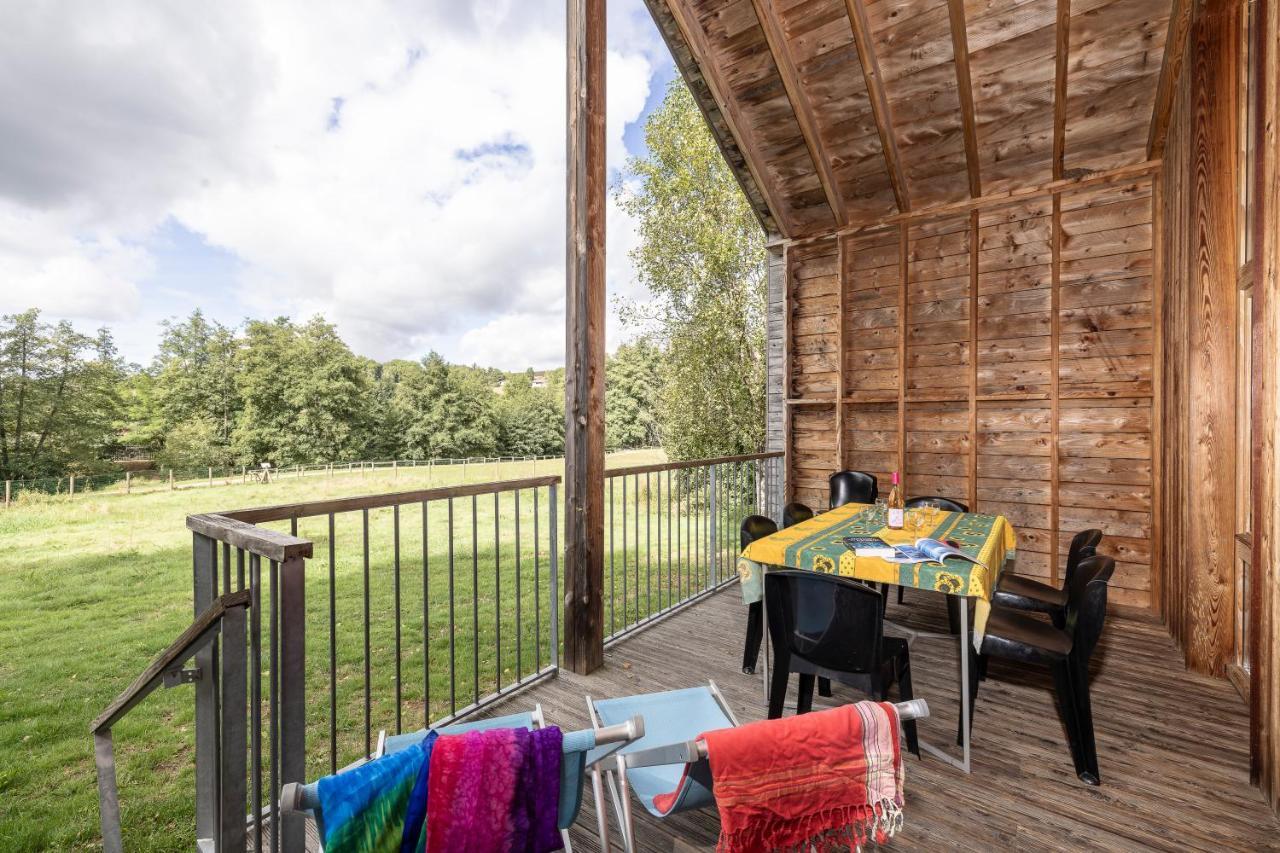 Camping Le Lac Des Sapins Cublize Exteriör bild