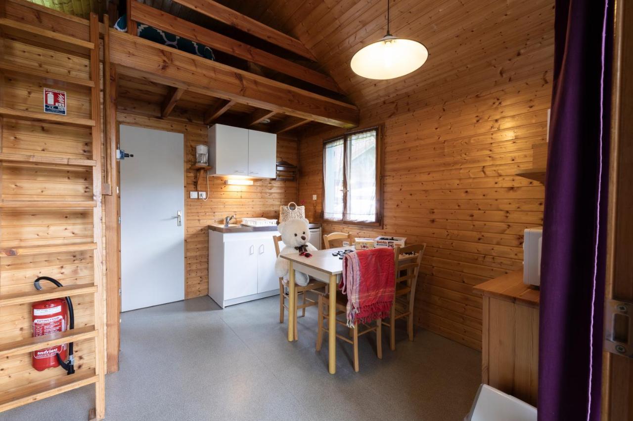 Camping Le Lac Des Sapins Cublize Exteriör bild