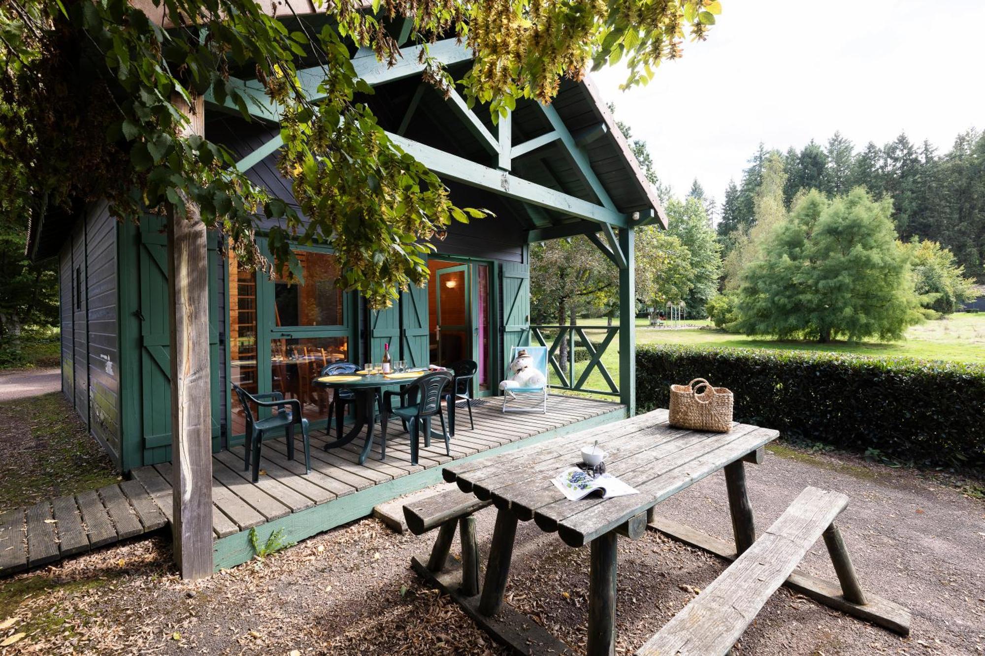 Camping Le Lac Des Sapins Cublize Exteriör bild
