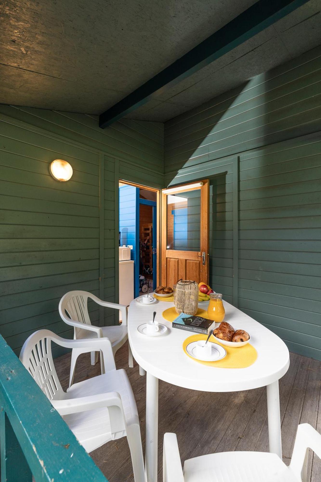 Camping Le Lac Des Sapins Cublize Exteriör bild