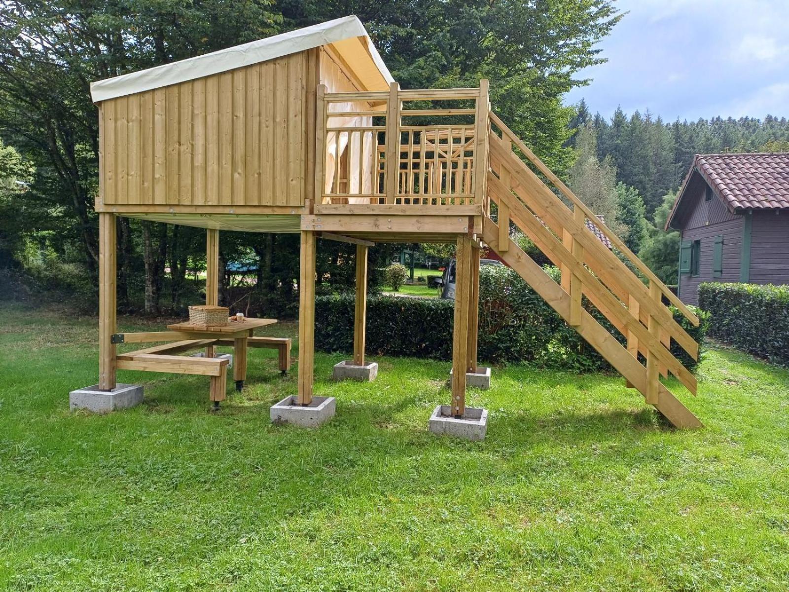 Camping Le Lac Des Sapins Cublize Exteriör bild