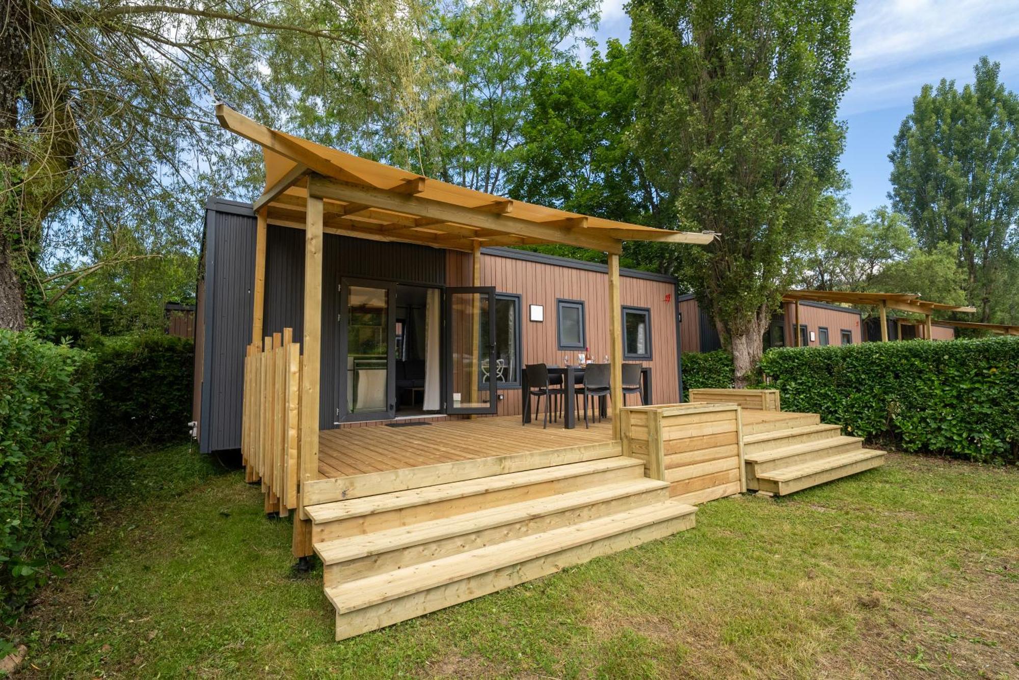 Camping Le Lac Des Sapins Cublize Exteriör bild